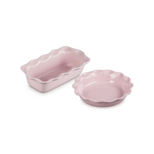 Heritage Pie Dish and Fluted Loaf Pan Set