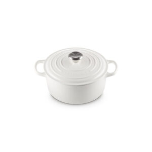 Signature Round Dutch Oven