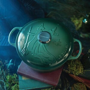 Wicked Collection Elphaba Embossed Signature Round Dutch Oven
